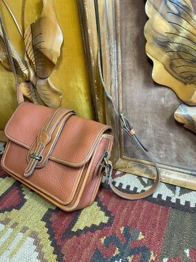 Dooney & Bourke Vintage Equestrian Saddle British Tan Leather Crossbody Bag